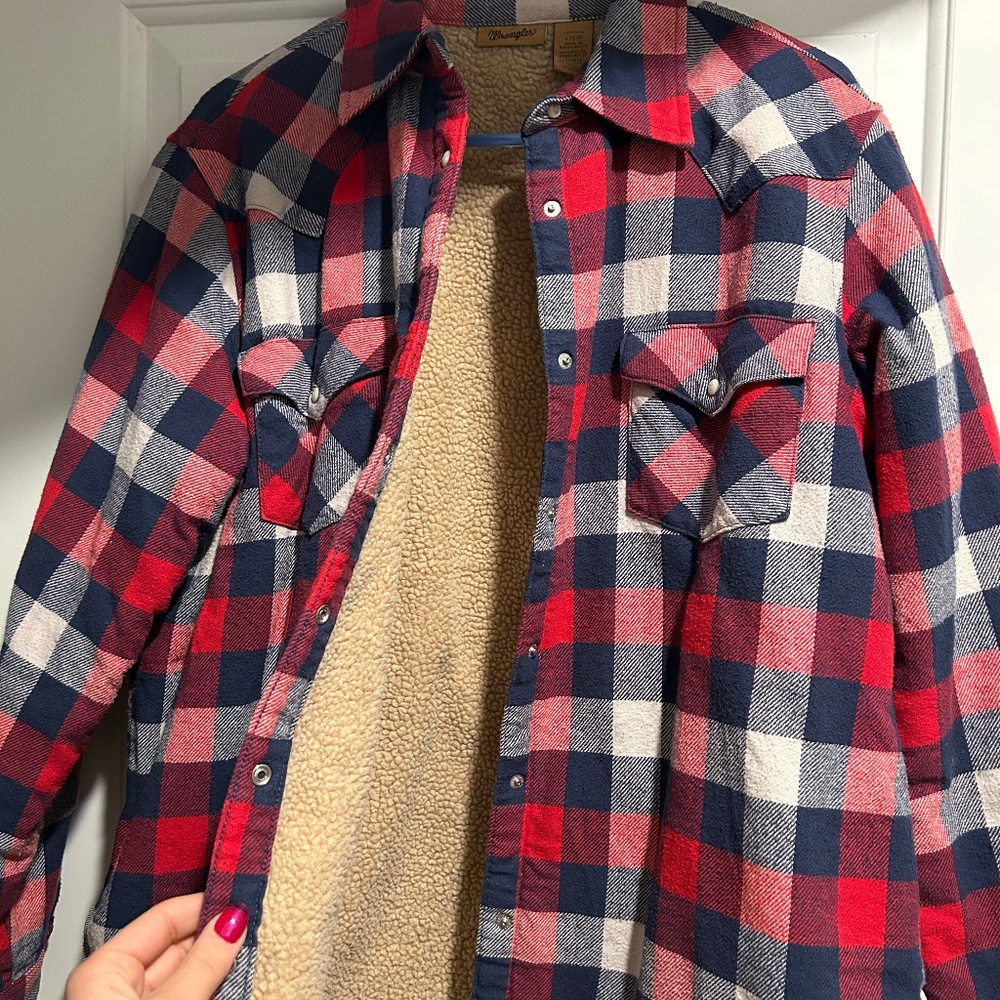 Wrangler thick fuzzy snap front flannel